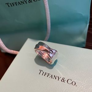 Tiffany Wrap Shape Ring - Silver